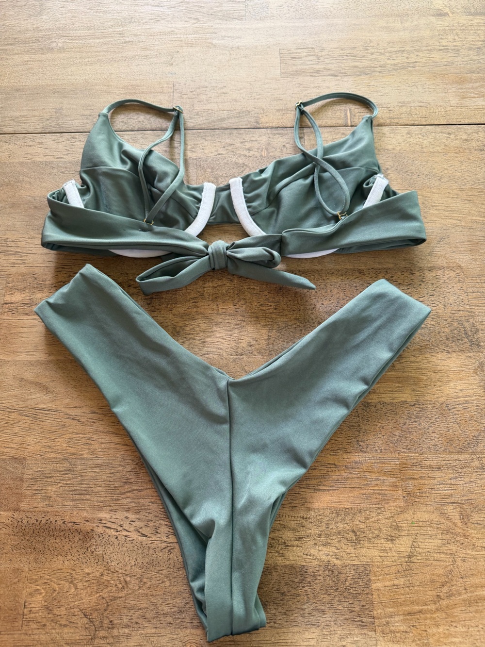 Skatie - Kate & Mandi Bikini Set - M/ M - Picture 4 of 4